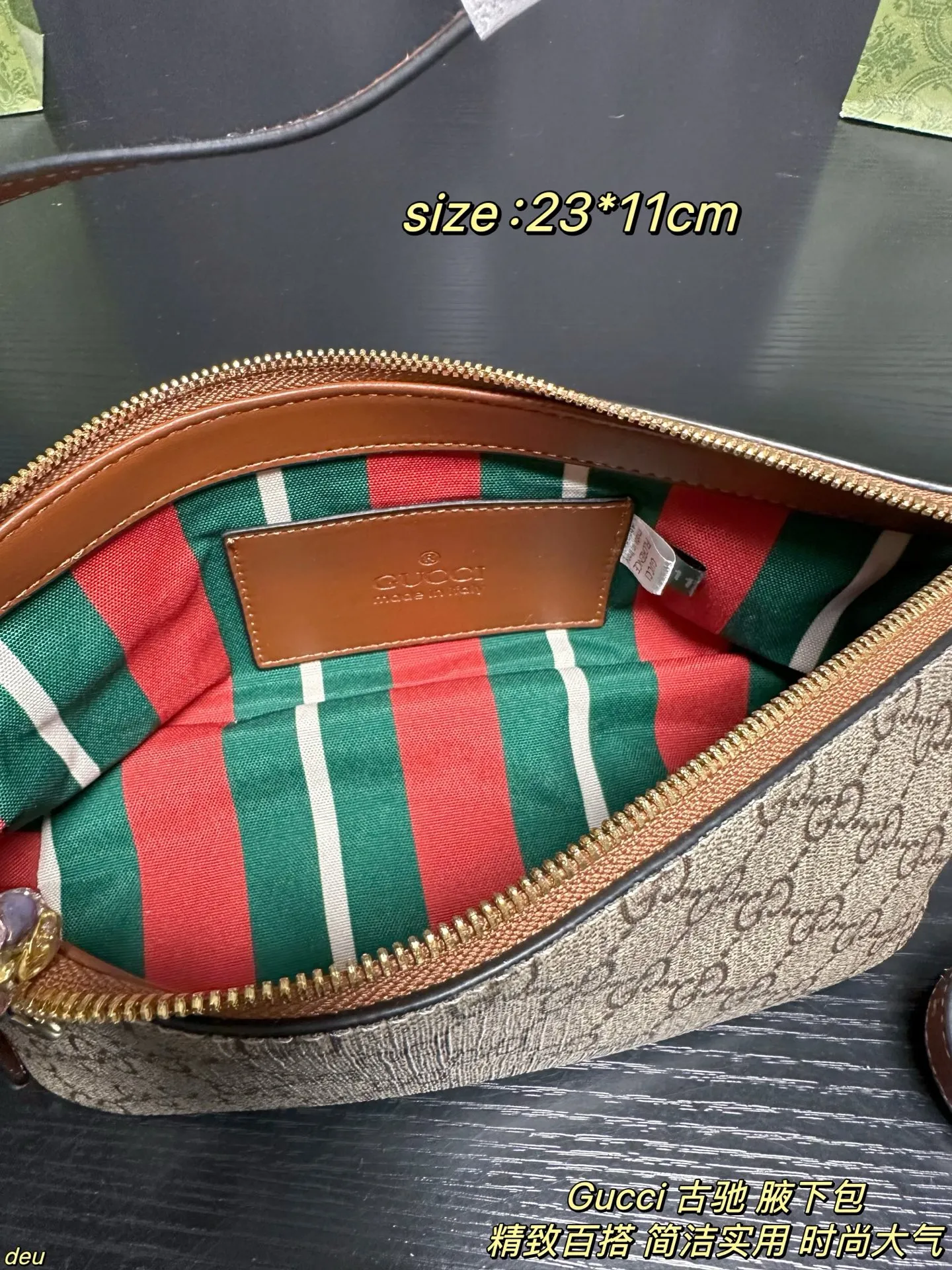 P105配盒 Gucci 古驰 腋下包 Gucci | 新品腋下包,谁懂啊!Gucci新款女士包包直接杀疯经典GG压纹!高级感拉满 大托特容量超能装,通勤逛街一包搞定;链条小包精致又时髦,晚宴约会秒变人间富贵花:腋下包更是复古拿捏,随手一挎都是时尚ICONt 尺寸:23*11cm