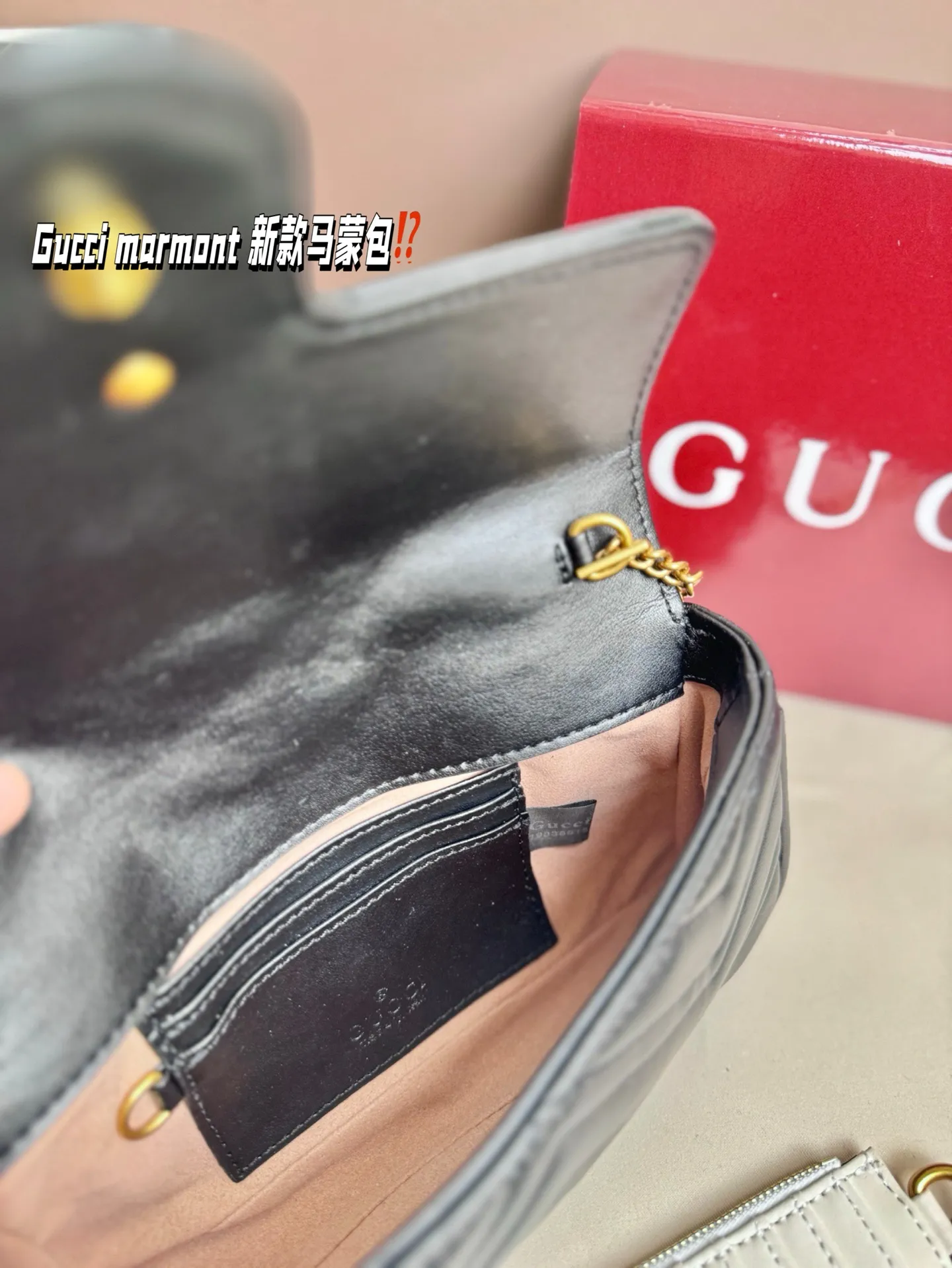 P170 size:22*13cm Gucci marmont 新款 一定要入手的小马蒙包 marmont最最经典的双G 升级版牛皮 皮质!五金!对纹!完美!