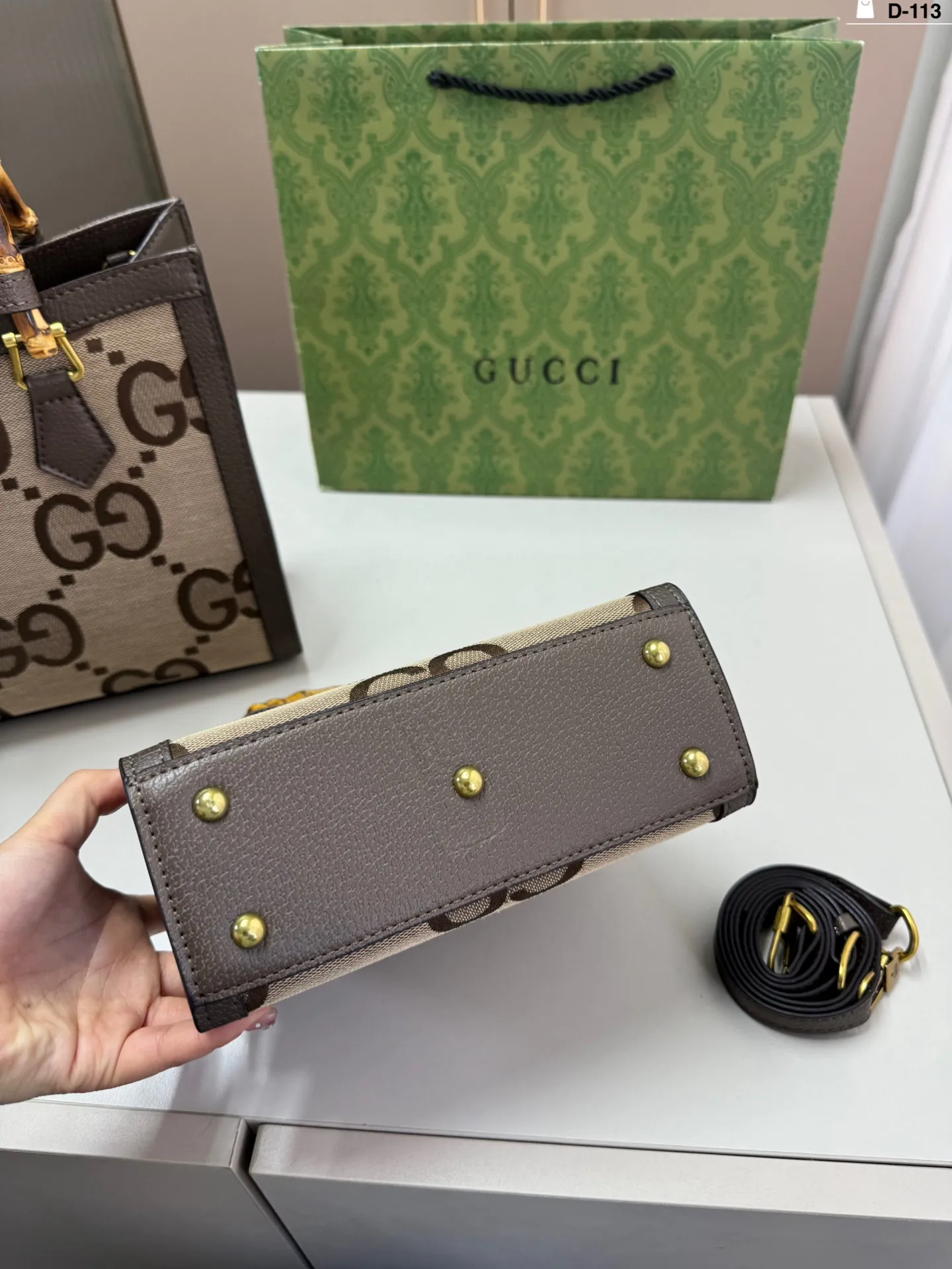 小💰p130 D-113尺寸27×24/20×15折叠盒 Gucci 酷奇竹节包 GucciDiana竹节手柄托特tote购物袋最新系列这个款复古韵味特别浓上身效果也超赞