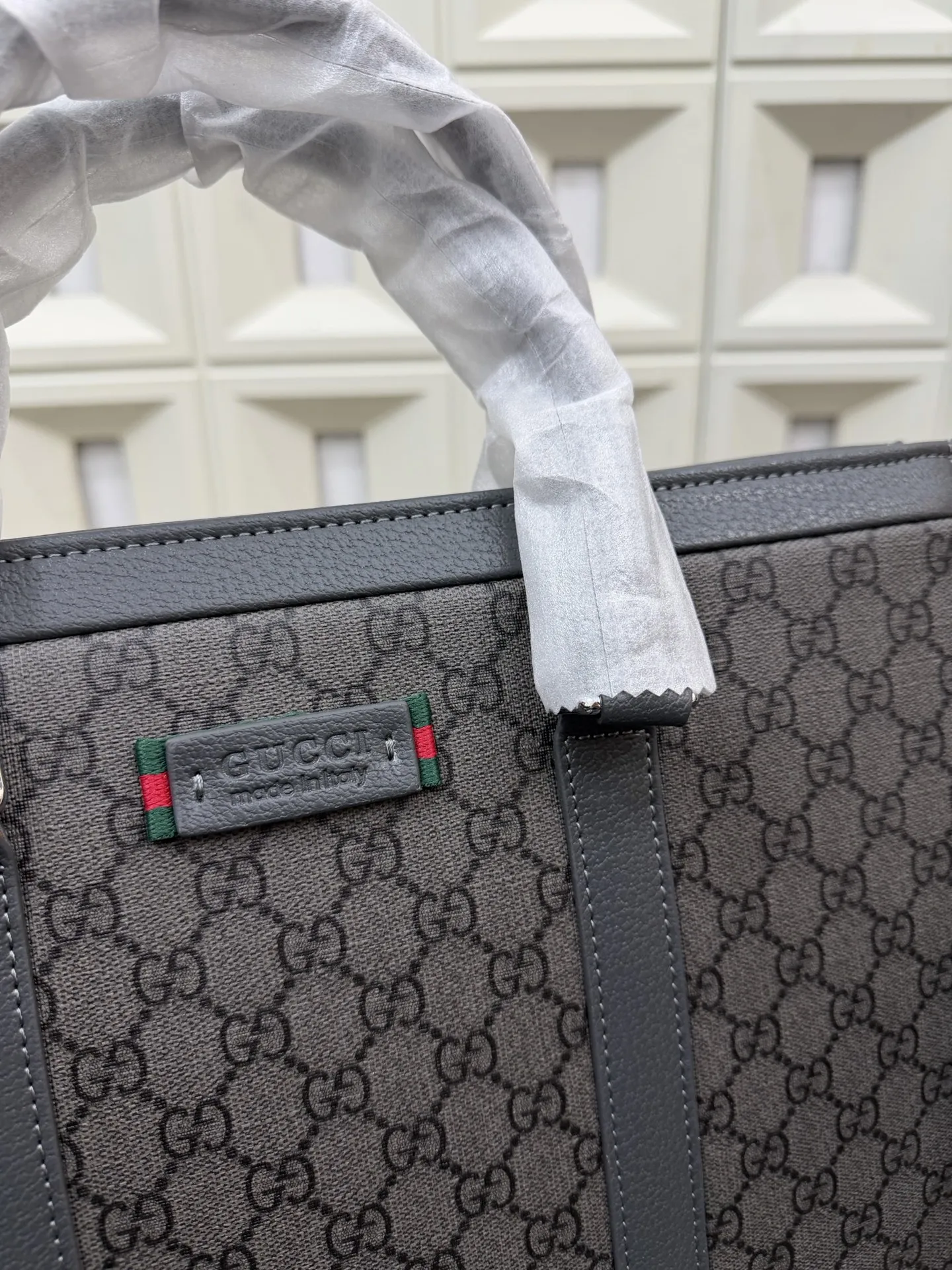 P260 Gucci 古奇 GG原版印花公文包 男包 电脑包 手提包 经典百搭 实物拍摄 原厂原版面料 高端品质 配送防尘袋 28 x 38 cm。