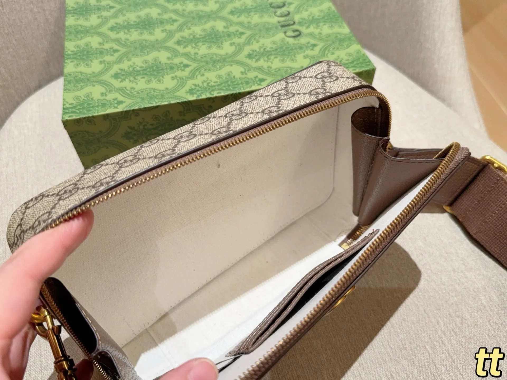 💰140 GUCCI古奇 Ophidia系列GG相机包 尺寸23&times;15&times;6 礼盒包装🎁