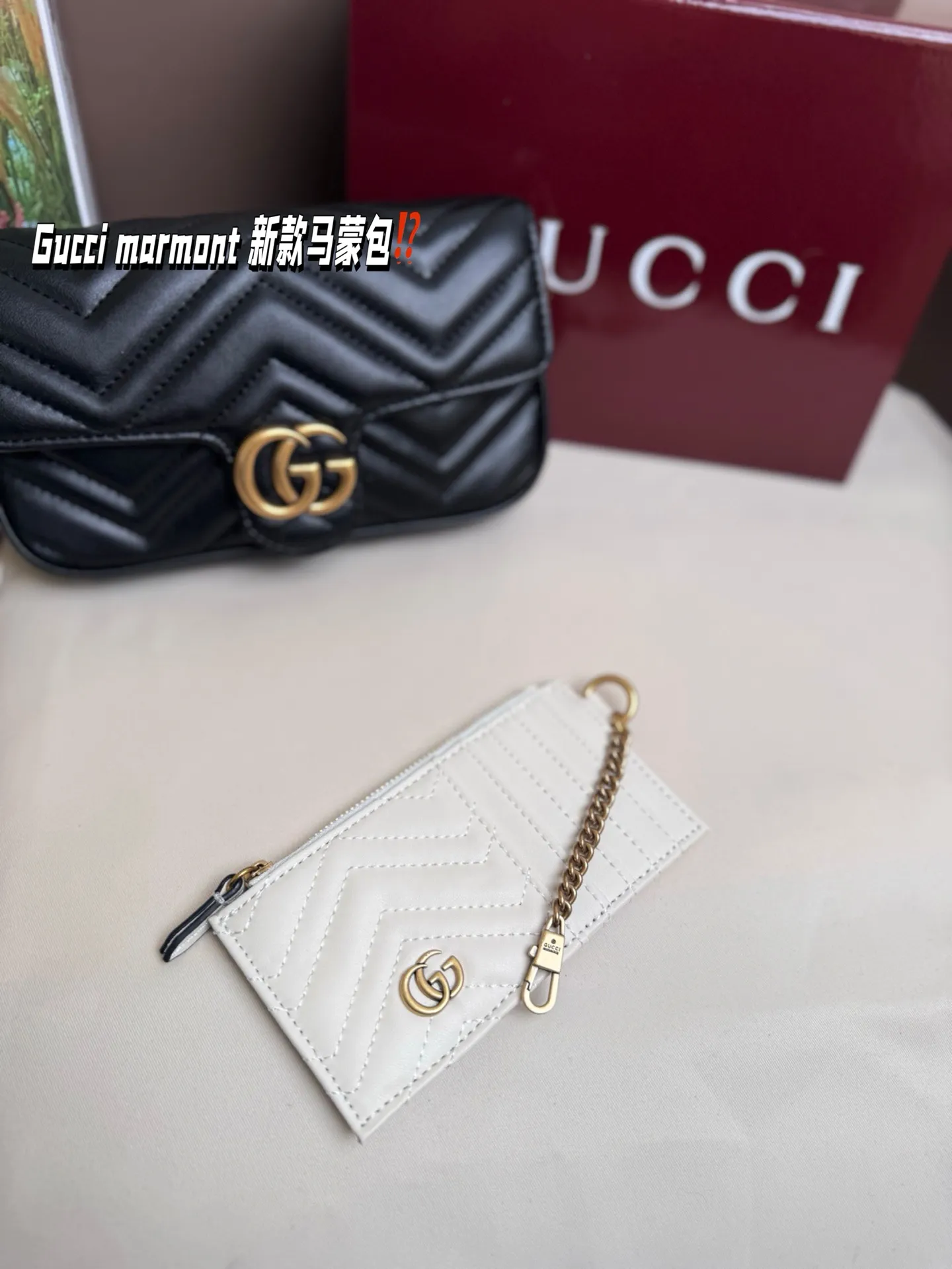 P170 size：22*13cm Gucci marmont 新款 一定要入手的小马蒙包 marmont最最经典的双G 升级版牛皮 皮质！五金！对纹！完美！