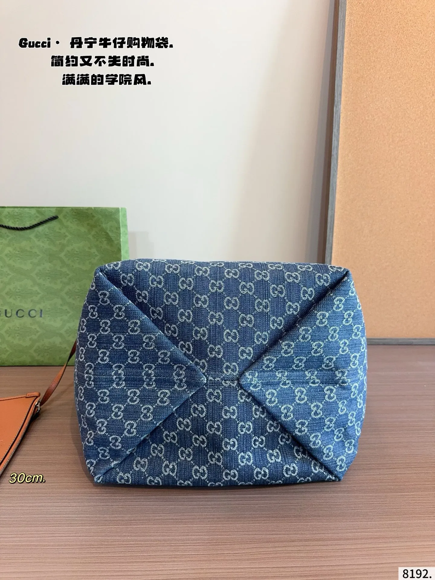 p170p160 Gucci古驰Exquisite饰双G 购物袋 最新款💋GUCCI枕头 市场独家新款，古奇醉新爆款，醉新元素，包现货‼️原厂订制五金，进口牛皮搭配GG胶料.～尺寸：30*25*28/21*18*20cm