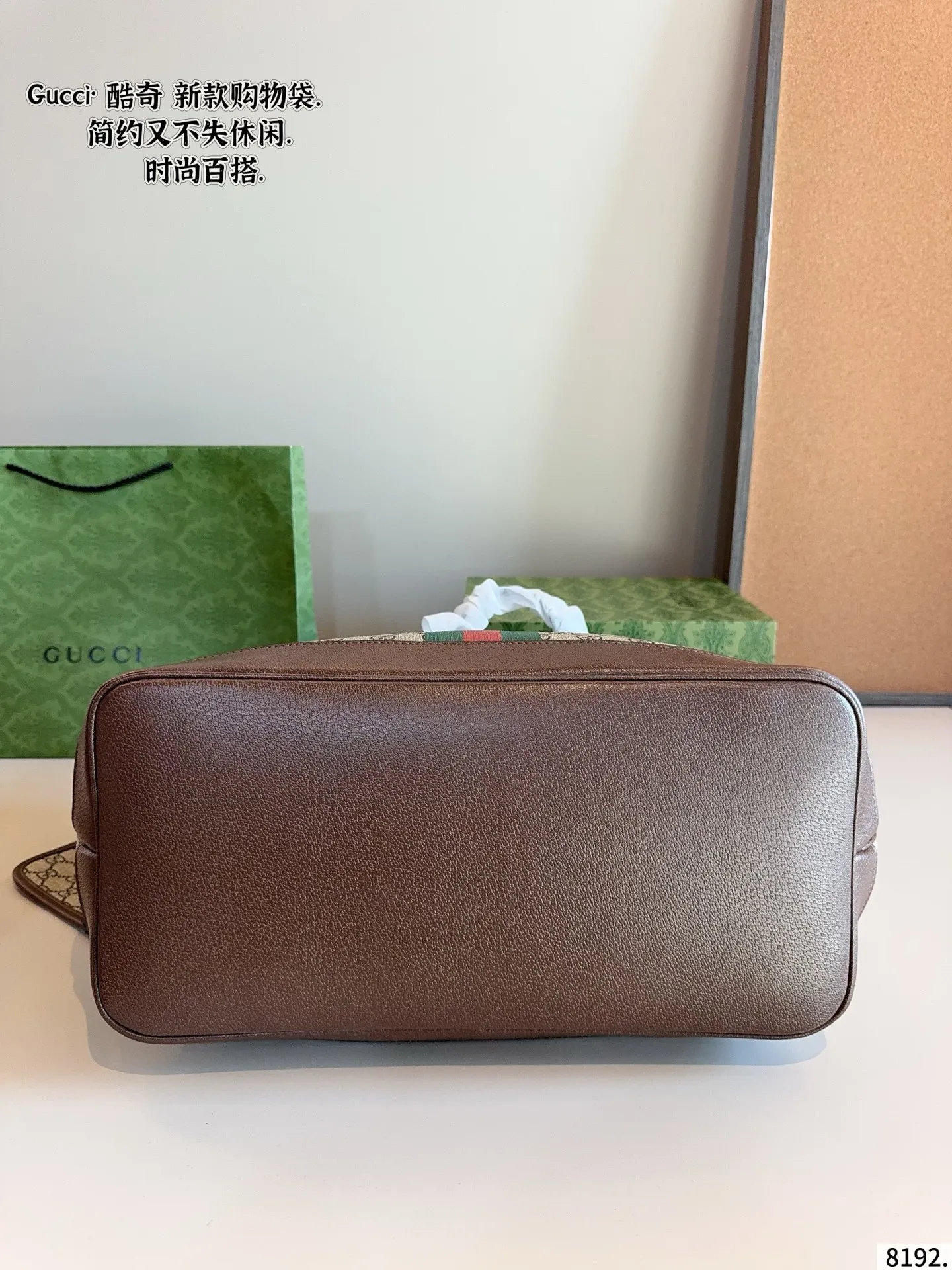 p175p170 Gucci古驰Exquisite饰双G 购物袋 最新款💋GUCCI枕头 市场独家新款,古奇醉新爆款,醉新元素,包现货‼️原厂订制五金,进口牛皮搭配GG胶料.~尺寸:40*9*32/26*13*22cm