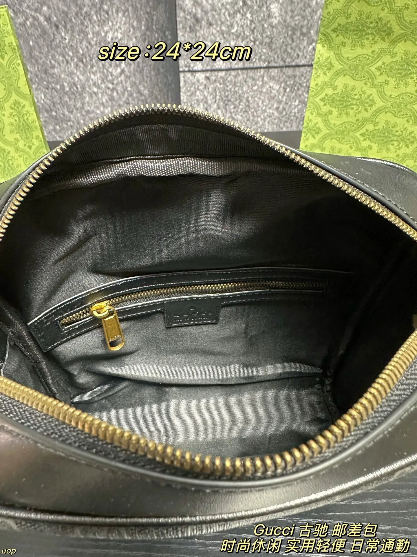 P125配盒 Gucci 古驰 邮差包 男包分享gucci 单肩包，gucci 比起非常火的双扣邮差包这一款古奇男士单肩包可以说非常低调了，经典帆布老花的，这款呢低调稳重，日常休闲也搭得来也可，包包容量比较大，适合出门背着，好看又能装。 尺寸：24*24cm