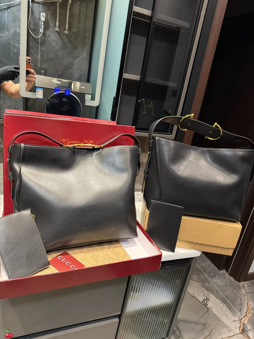 ❤️p190p185❤️ 酷奇GucciBeatrix【Gucci bestrix咖啡棕 轻享随行】#&bull;&mdash;抹浓郁咖啡色沉淀时光的温柔 搭配秋冬焦糖系穿搭自带高级滤镜 举手投足皆是质感&bull;超轻量设计重量仅如一部手机 肩颈自在无负担通勤赶车步履生风 逛街出游轻如 尺寸大39 36cm 小34.5 28cm