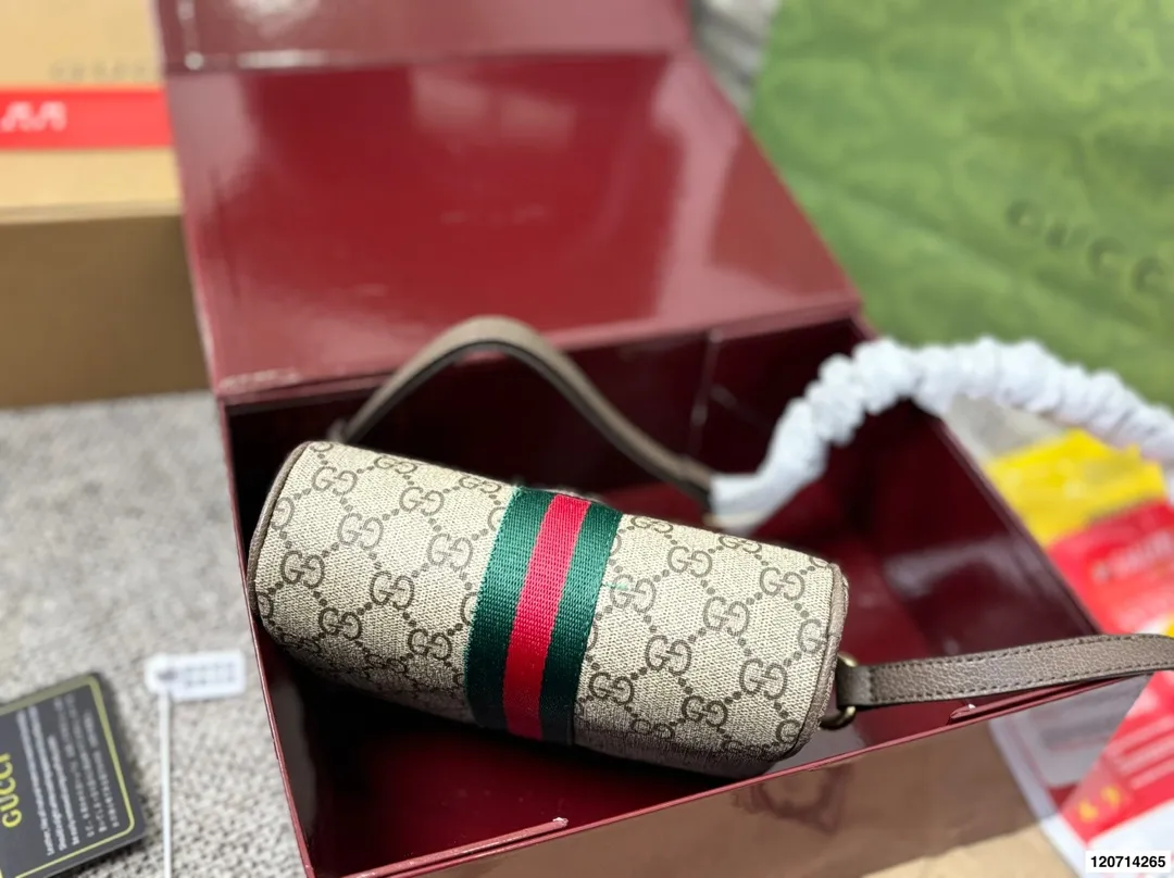 p145 礼盒包装 size:20.14 古奇Ophidia 相机包! ⚠️原单渠道货! 经典 !经典! 无法抗拒的一款! 容量妥妥的哦!