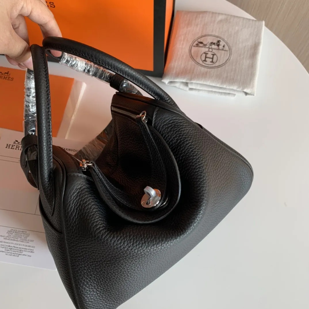 制版💰348包邮‼️ 定制版TC26cm林迪4色 定制五金&半手缝莎菲线 独家皮料Tc皮 水性油边不开裂 独家手推防伪线 配全套礼盒包装