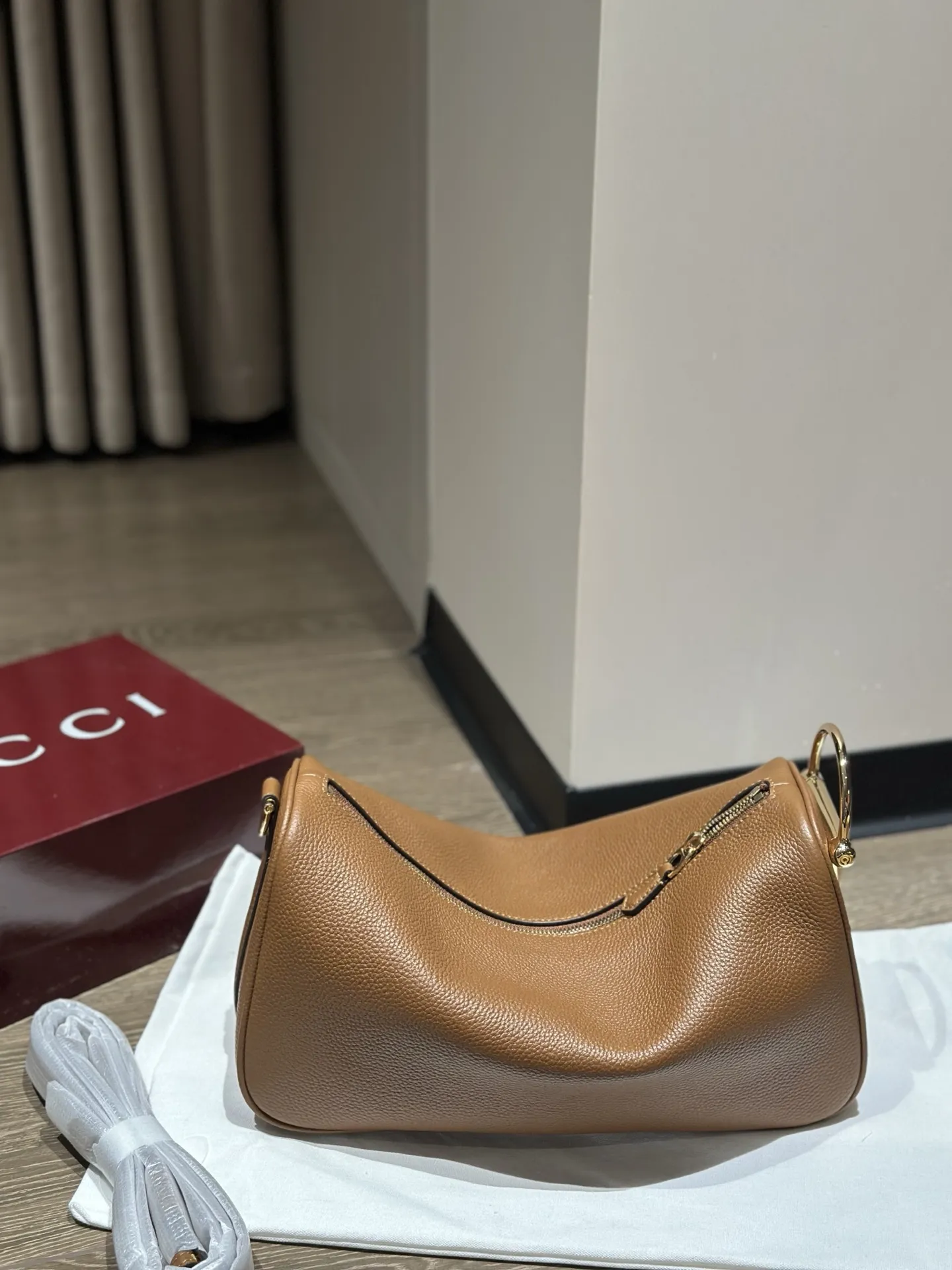 原厂皮 ✔️ 𝐆𝐆新款𝐡𝐚𝐟𝐭 𝐡𝐨𝐫𝐬𝐞𝐛𝐢𝐭 重新定义老钱风 尺寸𝟑𝟏×𝟏𝟕×𝟏𝟐𝐜𝐦