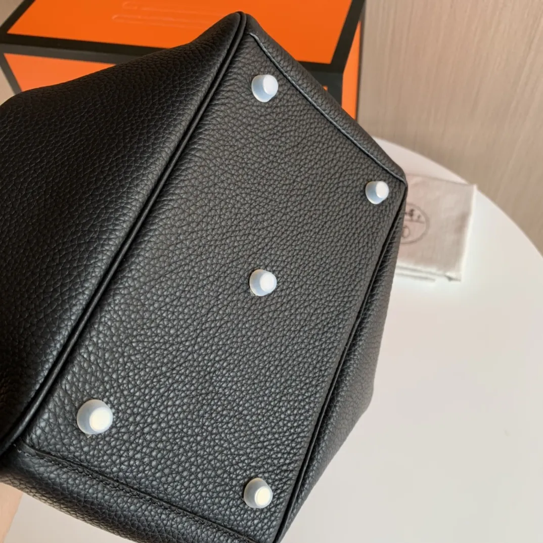 制版💰348包邮‼️ 定制版TC26cm林迪4色 定制五金&半手缝莎菲线 独家皮料Tc皮 水性油边不开裂 独家手推防伪线 配全套礼盒包装