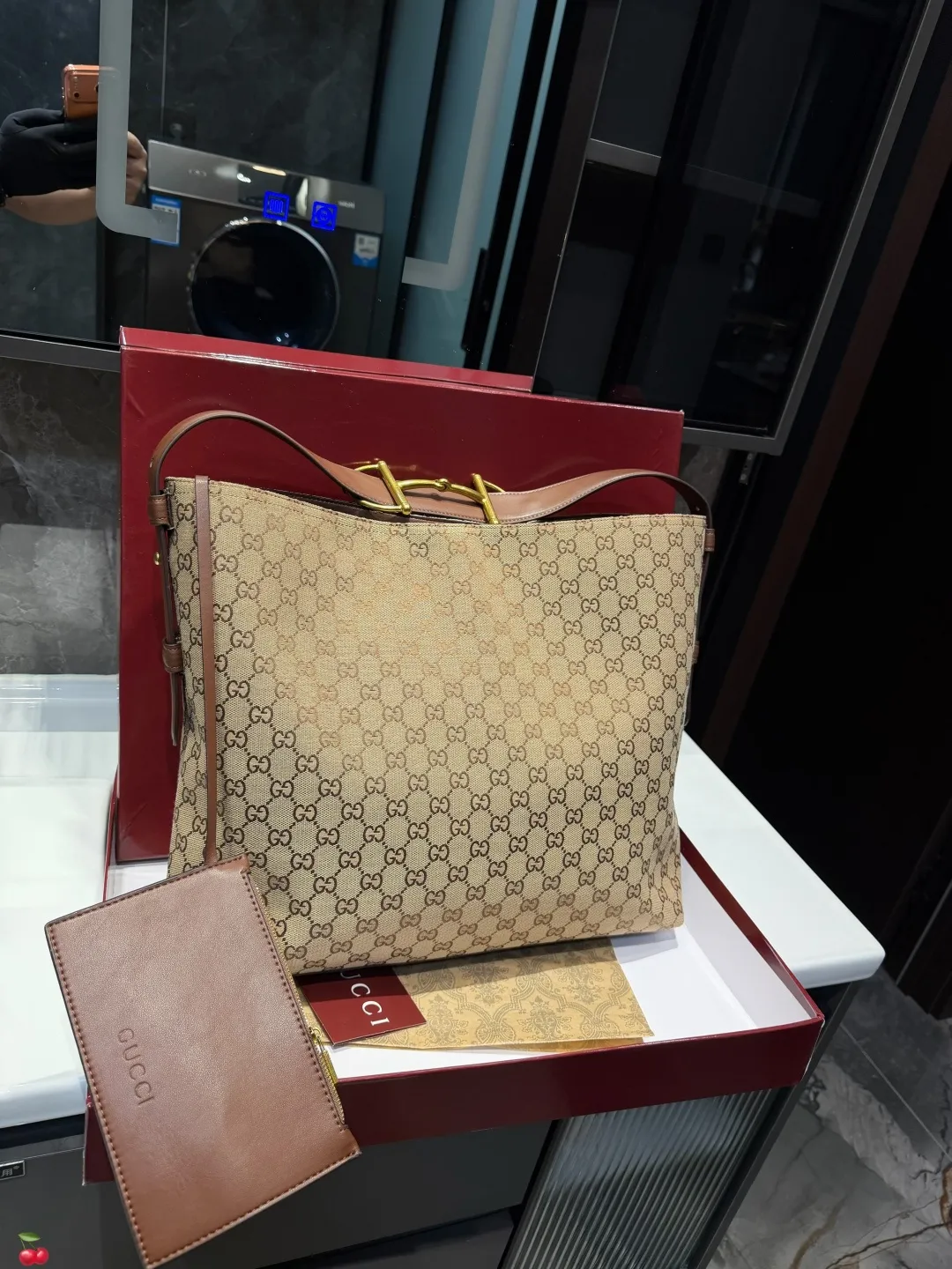 ❤️p190p185❤️ 酷奇GucciBeatrix【Gucci bestrix咖啡棕 轻享随行】#•—抹浓郁咖啡色沉淀时光的温柔 搭配秋冬焦糖系穿搭自带高级滤镜 举手投足皆是质感•超轻量设计重量仅如一部手机 肩颈自在无负担通勤赶车步履生风 逛街出游轻如 尺寸大39 36cm 小34.5 28cm