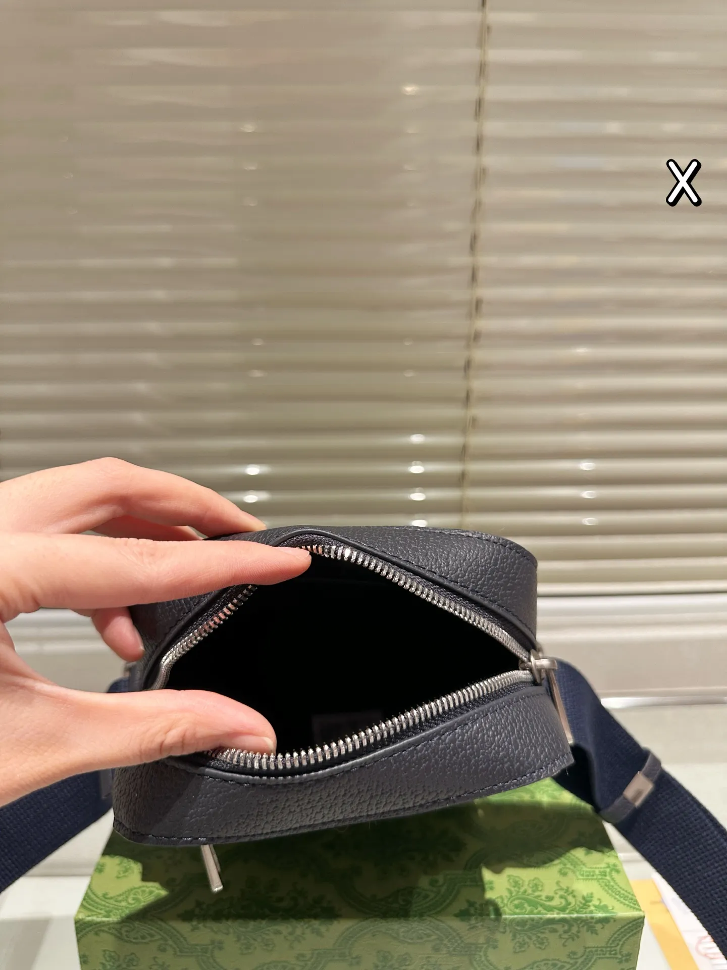 P125 Gucci男包斜挎包 配礼盒🎁尺寸14.20