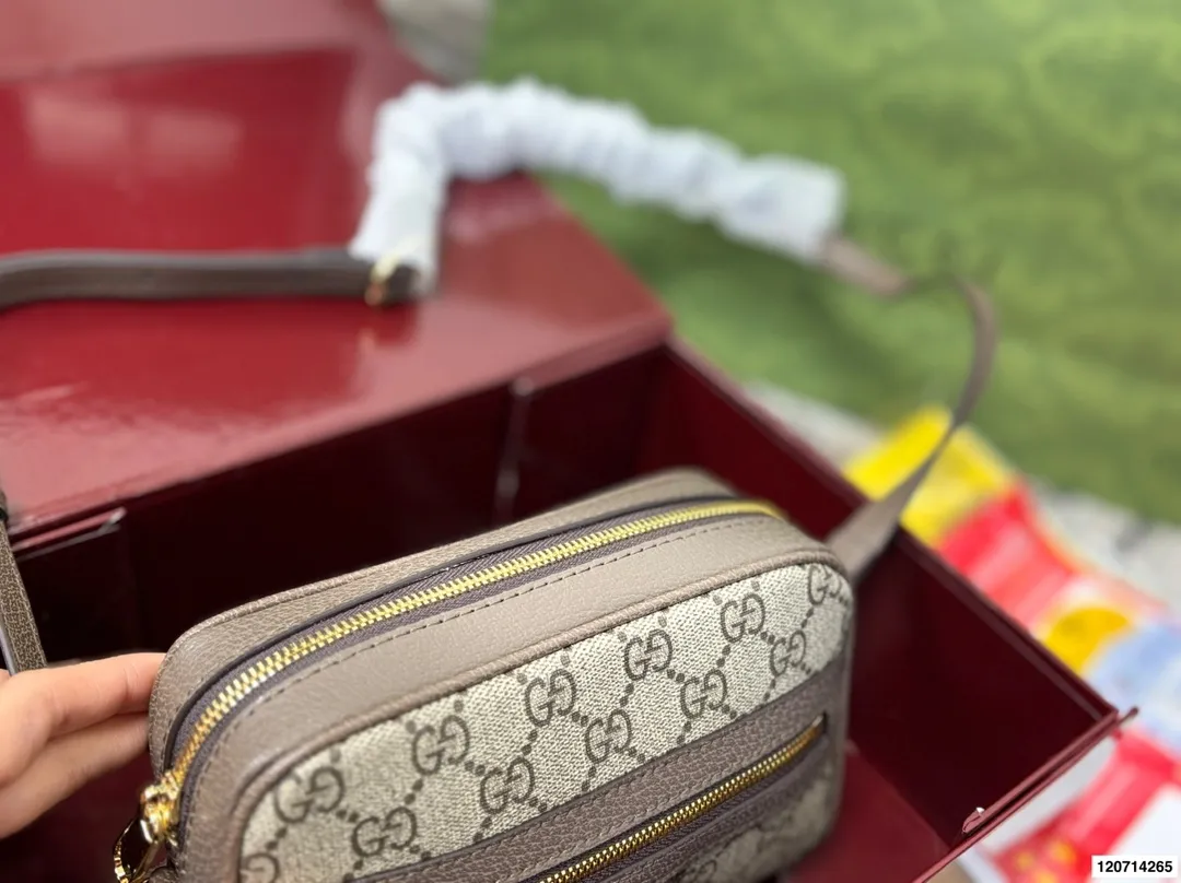 p145 礼盒包装 size:20.14 古奇Ophidia 相机包! ⚠️原单渠道货! 经典 !经典! 无法抗拒的一款! 容量妥妥的哦!