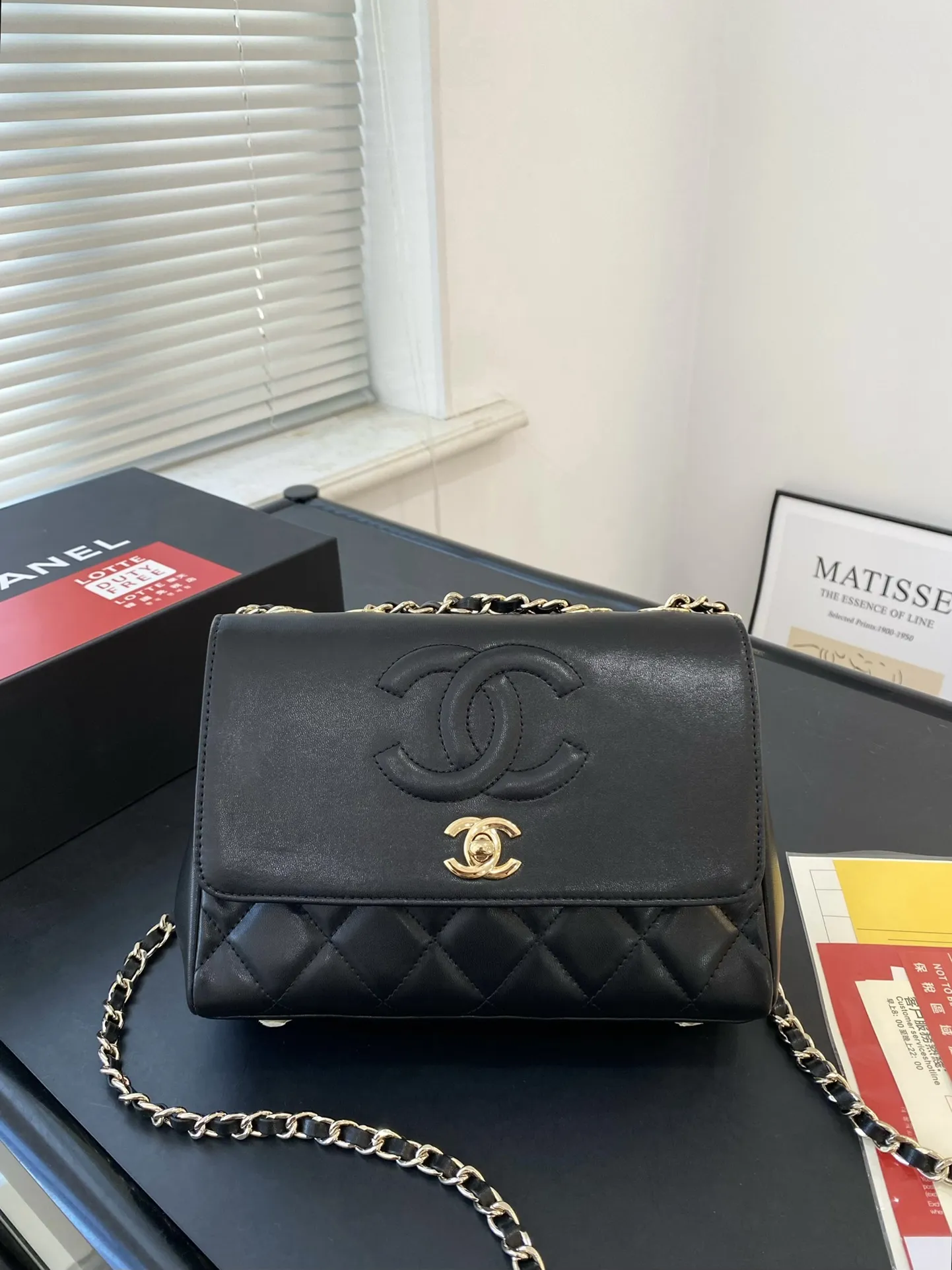 🅿️💰170配折叠礼盒✅🔜 【尺寸】22*15 网红推荐款 外出旅行必备✈️✈️香奈儿链条包 小号 ‼️ Chanel Pharrell 香奈儿机场包 顶级材质 原版五金logo ~ 网红街拍神奇‼️ 超级耐看 百搭 ~3309