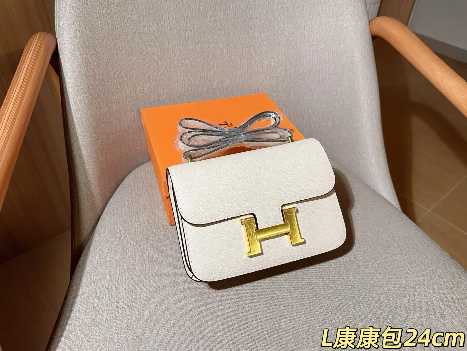 💰125 Herm&egrave;s 爱马仕 经典康康包大号 🉑腋下🉑斜挎 size：24cm 礼盒包装🎁