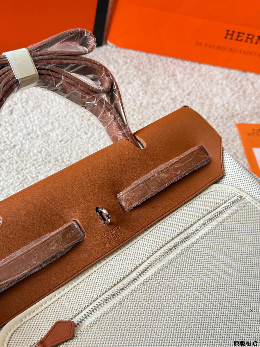 复刻版 p360 Hermes 棕色牛皮 波普飞马 Herbag31cm 内缝 ✅顶级原单 ⚠️尺寸31*25 爱马仕Hermes herbag31 手提单肩包 通勤百搭包包 25年秋冬限量的herbag 饼干色系非常好搭配 包身抽象图案设计灵感来自en desordre herbag很多人的通勤首选