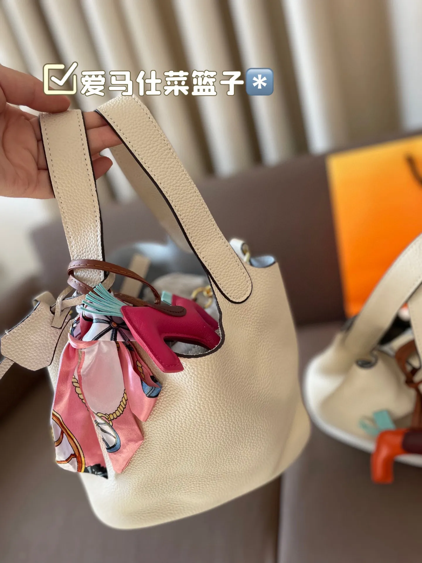P185 折叠盒 牛皮～ 爱马仕菜篮子‼️‼️奢侈品中的经典之作 爱马仕 如图配置 媲美专柜的版本！配送丝巾 小马 尺寸21*18