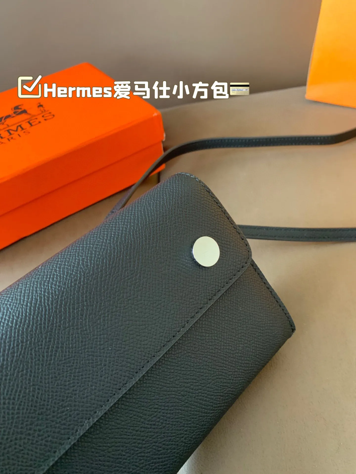 P130(牛皮) Hermes爱马仕 轻便出行的最佳选择 nap wallet 🐎家低调简约必备单品! 尺寸19*12 配盒