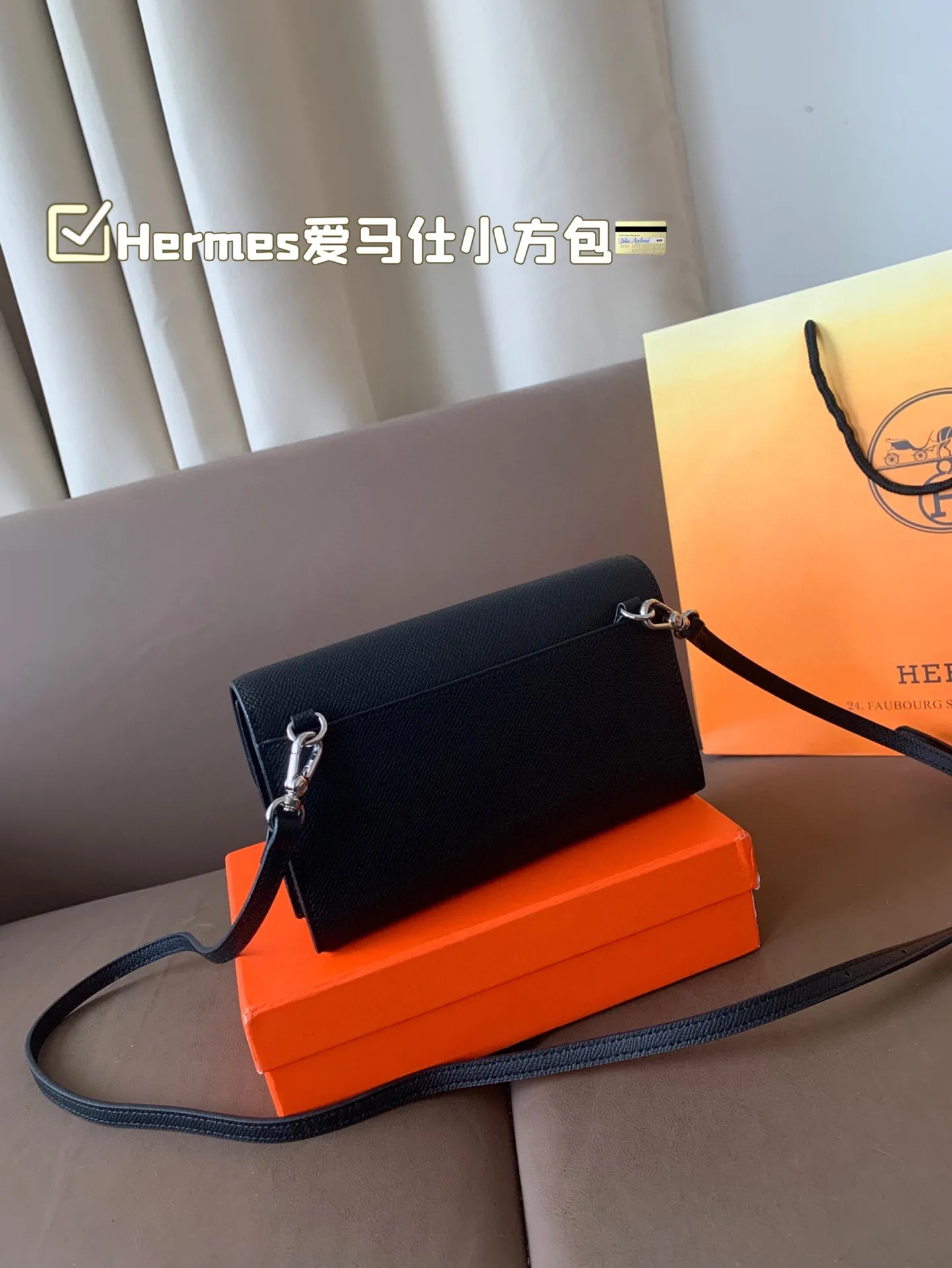 P130(牛皮) Hermes爱马仕 轻便出行的最佳选择 nap wallet 🐎家低调简约必备单品! 尺寸19*12 配盒