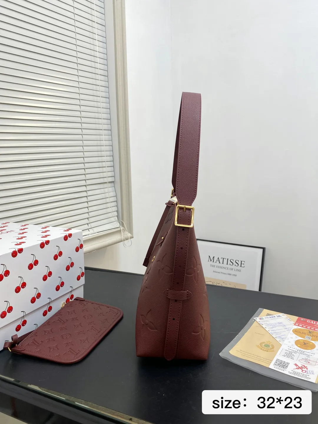 🅿️💰185 配折叠盒 尺寸32*23 LV购物袋 酒红系列购物袋 Lv Neverfull 经典入门款购物袋 骨灰级产物！经典到无可复制！ 2200