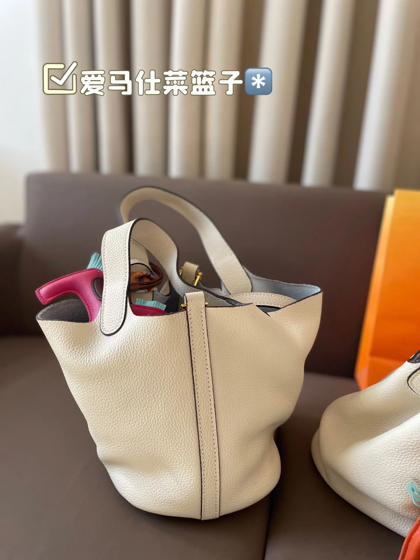 P185 折叠盒 牛皮～ 爱马仕菜篮子‼️‼️奢侈品中的经典之作 爱马仕 如图配置 媲美专柜的版本！配送丝巾 小马 尺寸21*18
