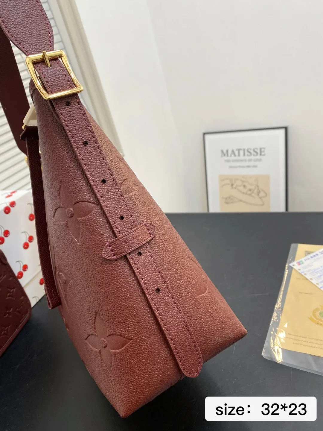 🅿️💰185 配折叠盒 尺寸32*23 LV购物袋 酒红系列购物袋 Lv Neverfull 经典入门款购物袋 骨灰级产物!经典到无可复制! 2200