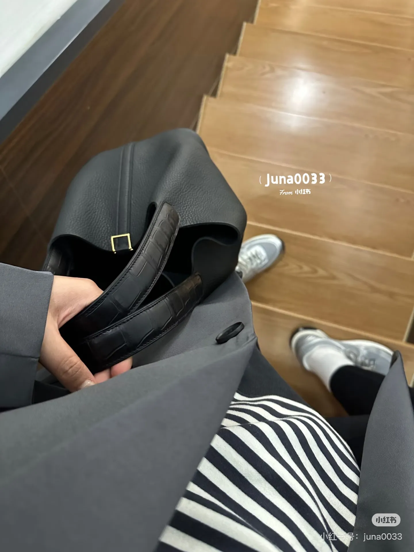 不会塌的菜篮子？爱马仕黑金鳄鱼手柄杀疯了！ 👜菜篮子&rdquo;の 爱马仕 picotin18 菜篮子18 水桶18 黑金 touch 🐊 谁说菜篮子只能买菜？这只#Hermes Picotin18 黑金Touch鳄鱼手柄&mdash;&mdash;A刻+鳄鱼皮手柄，妥妥的&ldquo;人间富贵花&rdquo;标配，拎上它连空气都变贵了！