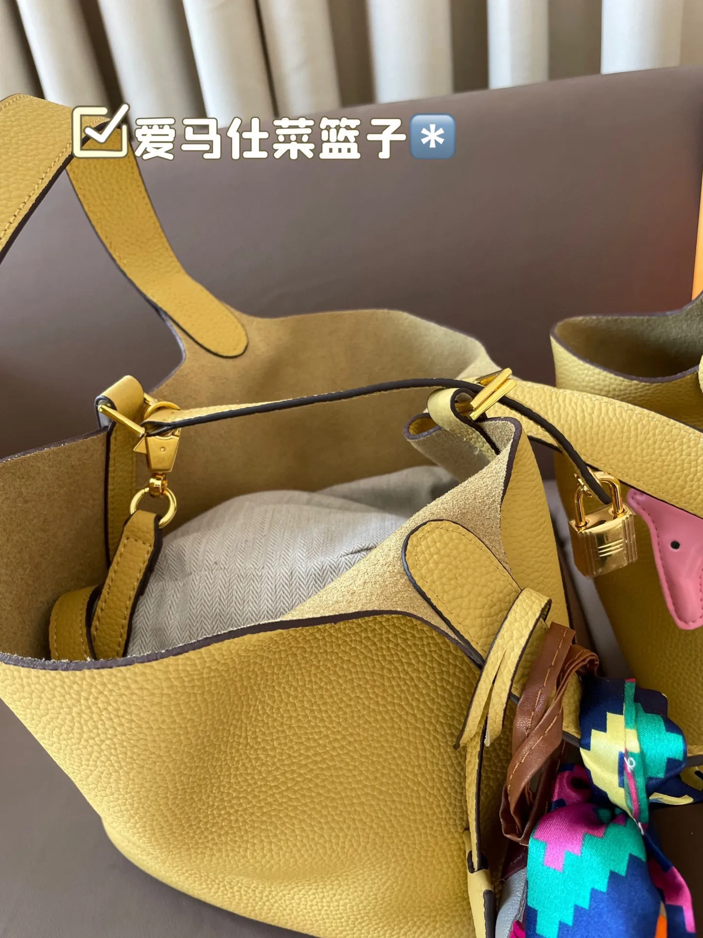 P185 折叠盒 牛皮~ 爱马仕菜篮子‼️‼️奢侈品中的经典之作 爱马仕 如图配置 媲美专柜的版本!配送丝巾 小马 尺寸21*18