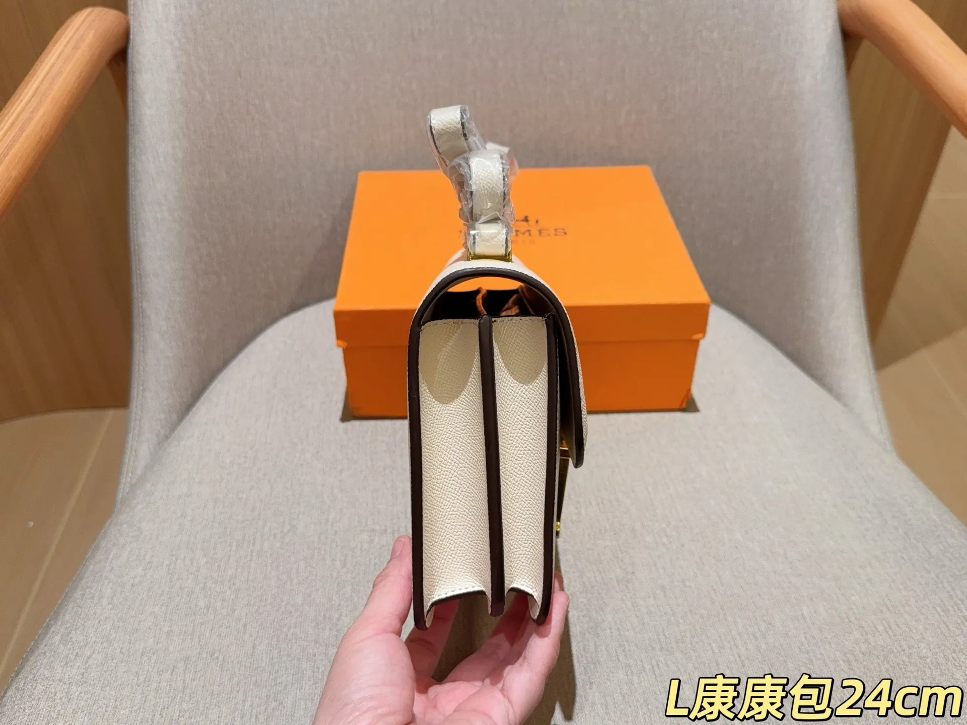 💰125 Herm&egrave;s 爱马仕 经典康康包大号 🉑腋下🉑斜挎 size：24cm 礼盒包装🎁