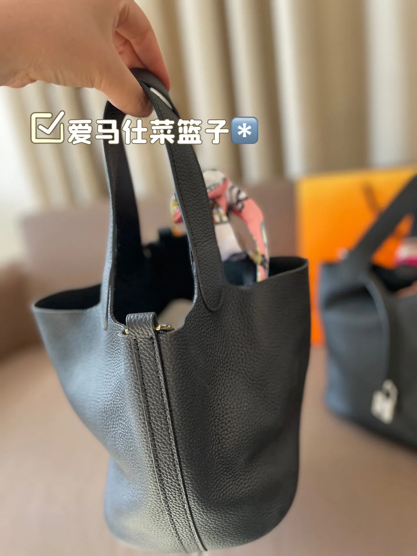 P185 折叠盒 牛皮～ 爱马仕菜篮子‼️‼️奢侈品中的经典之作 爱马仕 如图配置 媲美专柜的版本！配送丝巾 小马 尺寸21*18