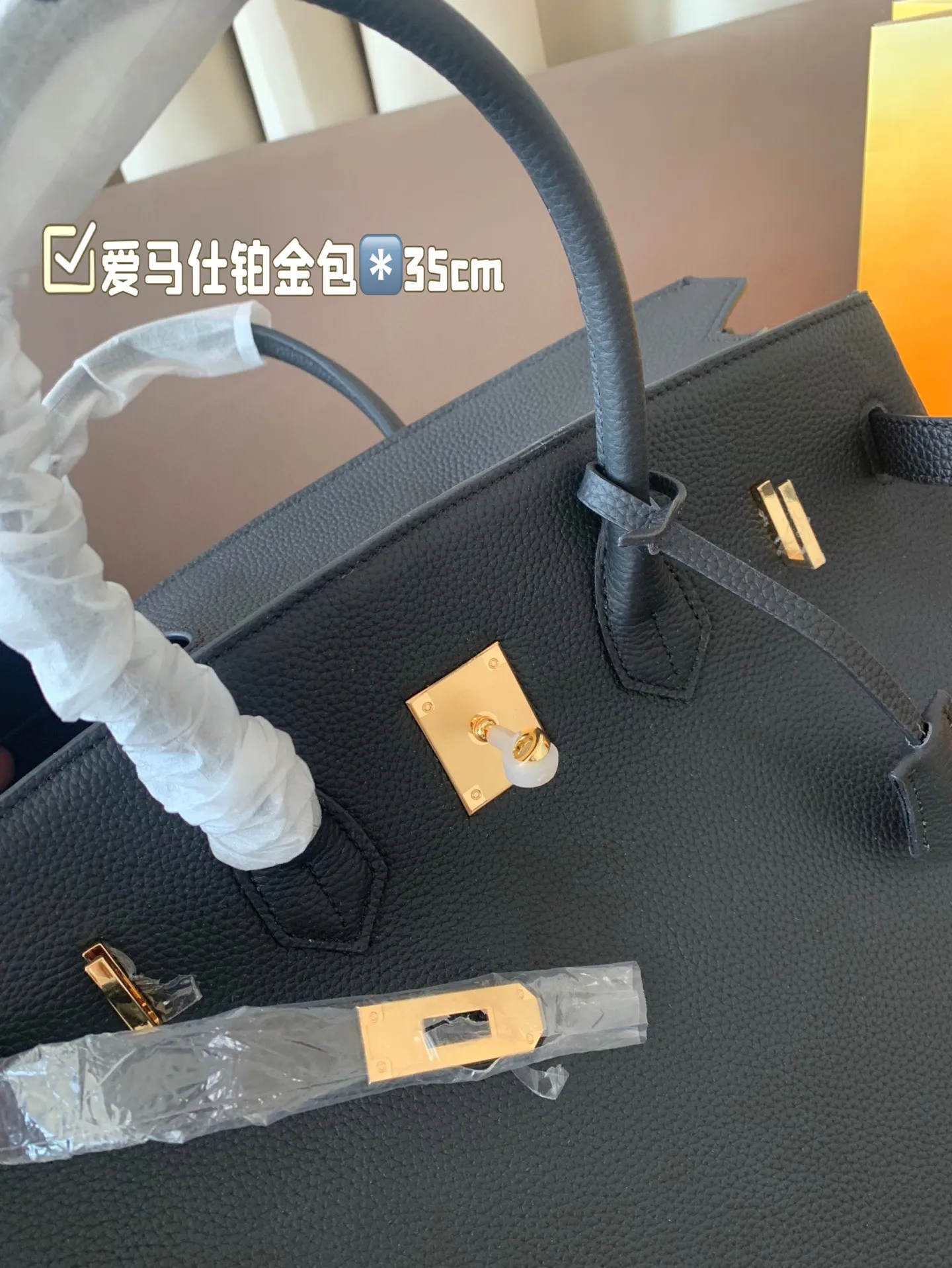 P305 全套包装 爱马仕铂金包 细节无敌完美 配色敲级耐看 完美适配穿搭 容量满分 上身优雅有气质 尺寸35*28