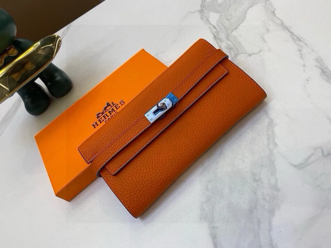 📢📢📢p125 凯莉钱包 爱马仕经典款 钱包两折款 💕里外全牛皮 简单百搭 手感超级👍 20 10 💥