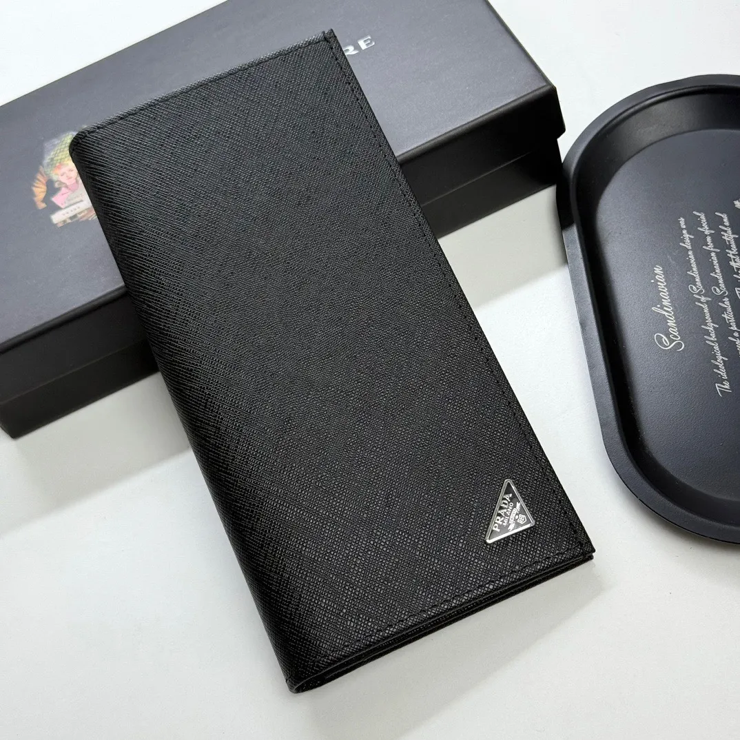 短p75长p85🎀🎀颜色 黑色 🎀尺寸长19x10 短12x10🎀普拉达🔥专柜款🔥男士十字纹长短款对折👍一比一进口牛皮手感无敌💕简约大气必备💕