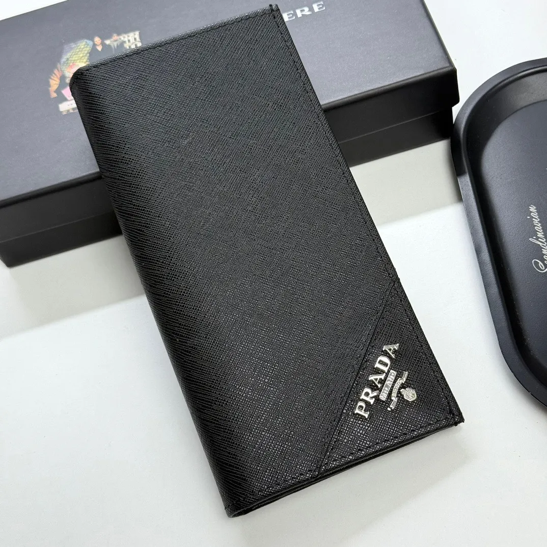 短p75长p85🎀🎀颜色 黑色 🎀尺寸长19x10 短12x10🎀普拉达🔥专柜款🔥十字纹长短款对折👍一比一进口牛皮手感无敌💕简约大气必备💕