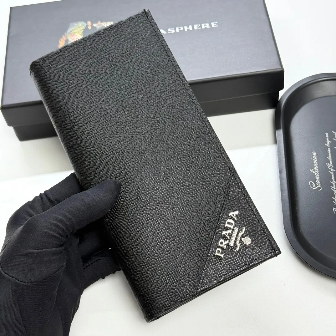 短p75长p85🎀🎀颜色 黑色 🎀尺寸长19x10 短12x10🎀普拉达🔥专柜款🔥十字纹长短款对折👍一比一进口牛皮手感无敌💕简约大气必备💕