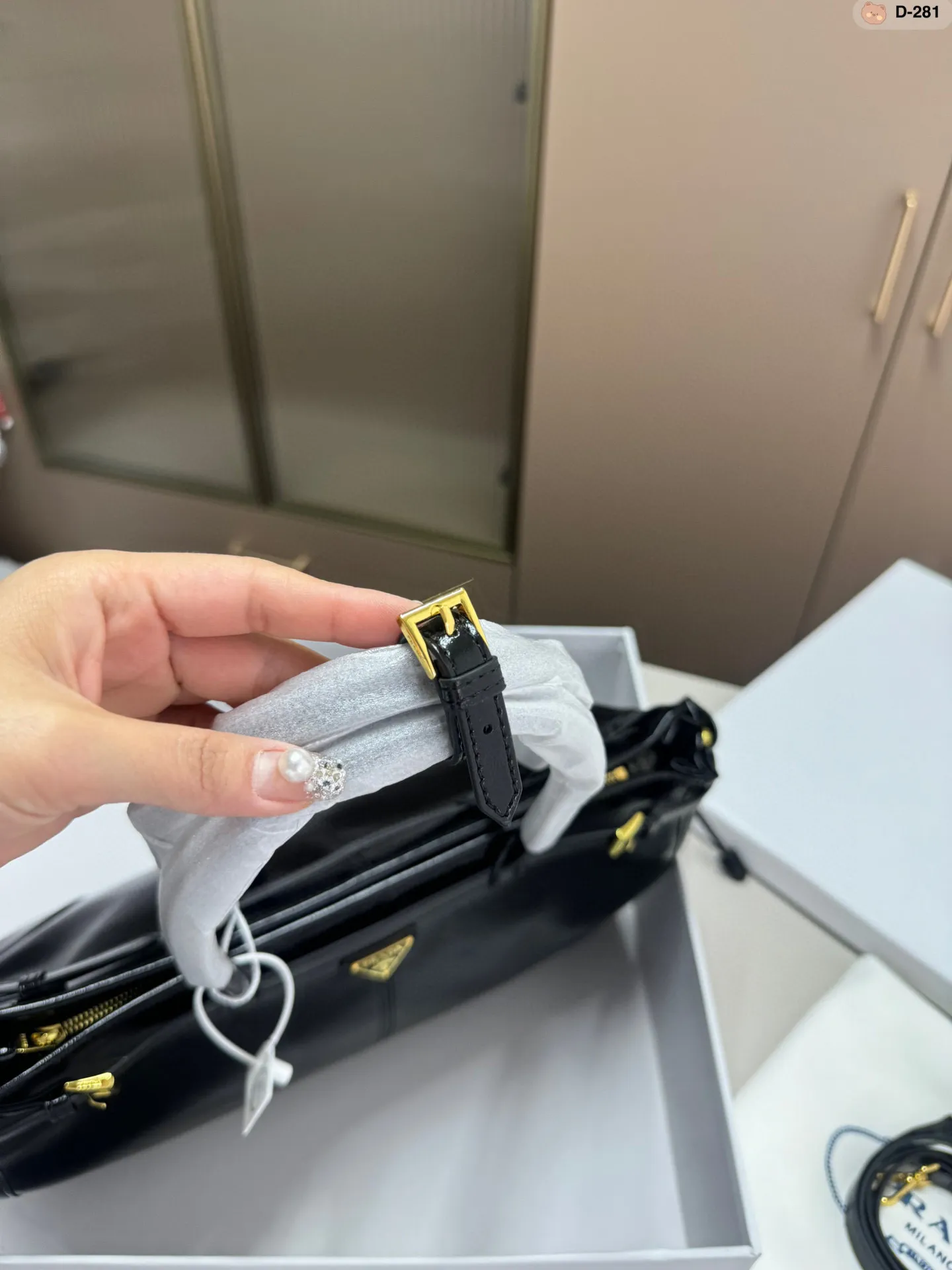 💰p205 高版本PRADA普拉达 soft lux油蜡皮hobo长手柄手提包腋下包 可斜挎D-281尺寸38.11.23配盒