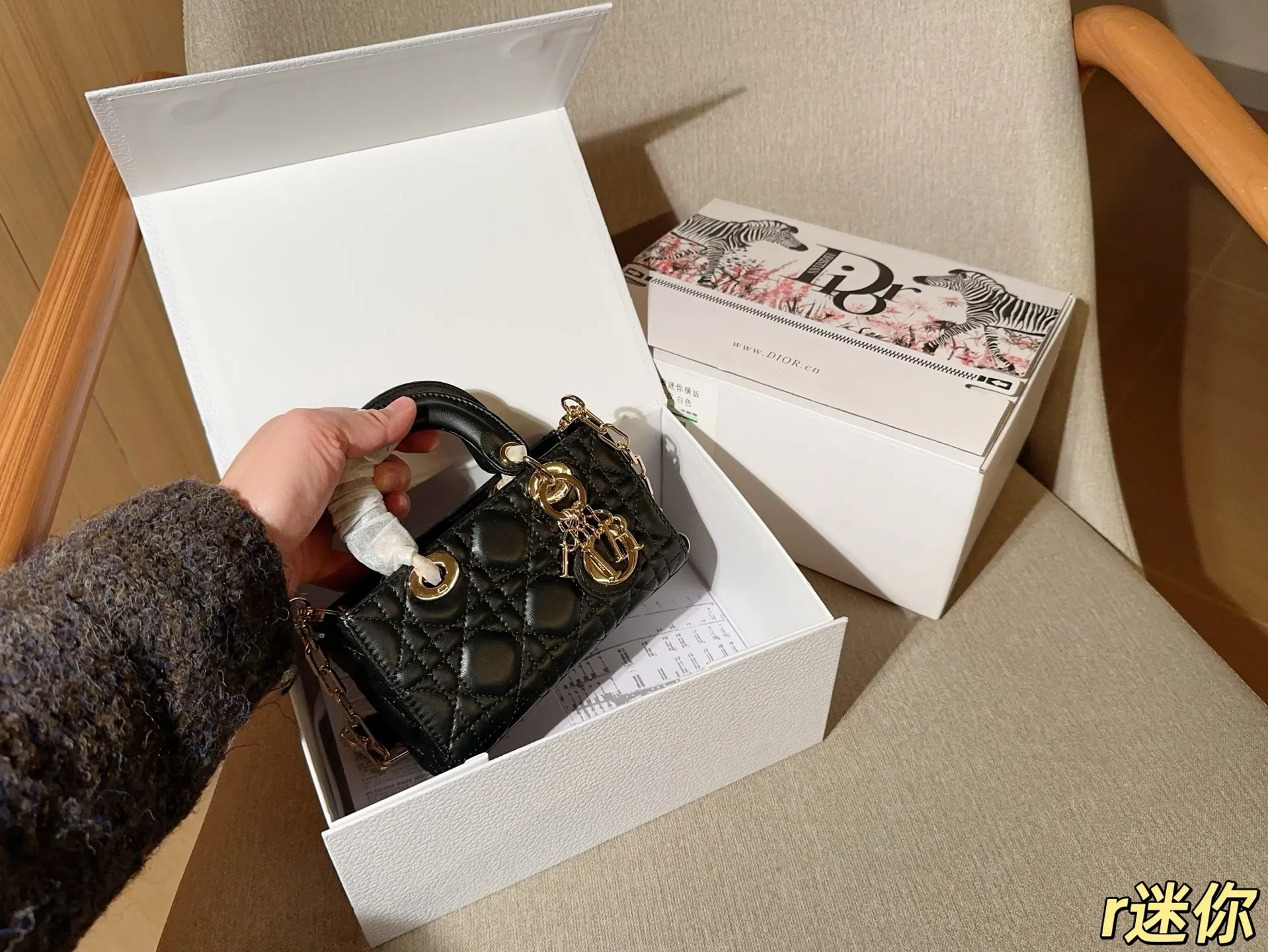 💰160 Dior 迪奥 Lady D-Joy 戴妃羊皮纹藤格横版 尺寸17cm 礼盒包装🎁