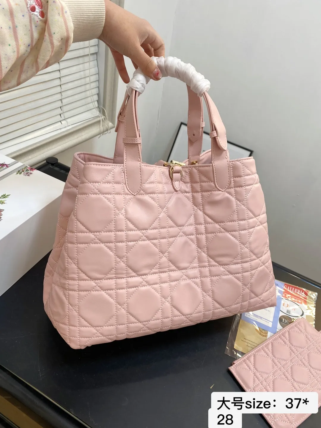 🅿️💰大号150 配折叠礼盒 【尺寸】37*28 迪奥DIOR Toujours购物袋 简直无法拒绝 超显气质 高级感十足 集美必入款 8848