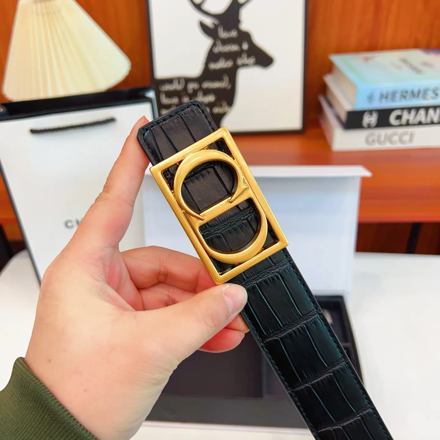 🚹🚹P125💎迪奥➕YSL 🔥双品牌🔥双扣版 1⃣带2⃣扣 正版开模 此款腰带双面采用原厂牛皮带身，2️⃣品牌 精密电镀标志性五金搭扣 对版专柜。3.8cm【如需木盒➕40】