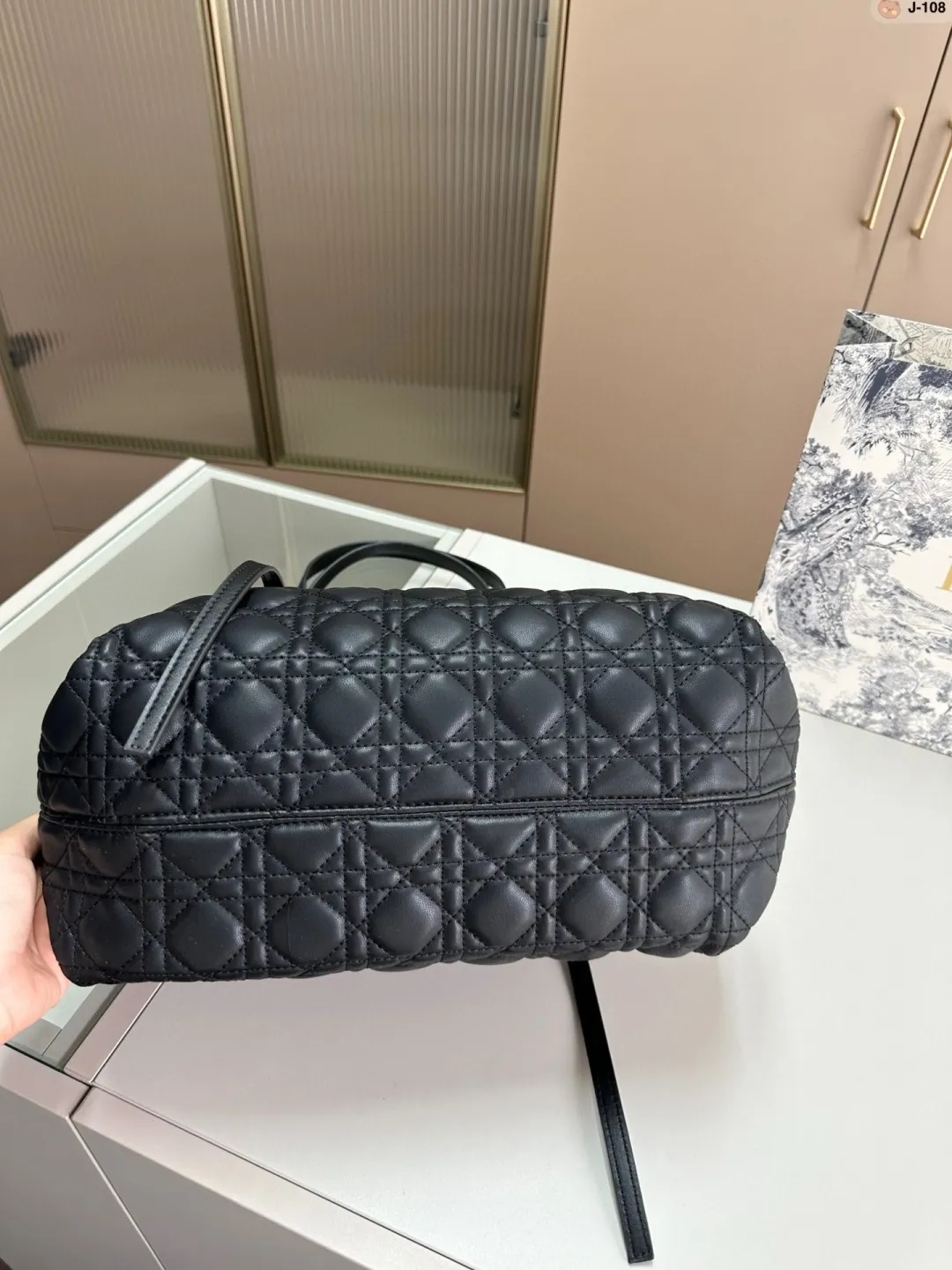 💰p135 J-108尺寸32×28 迪奥 Toujours购物袋 简直无法拒绝 超显气质 高级感十足 集美必入款