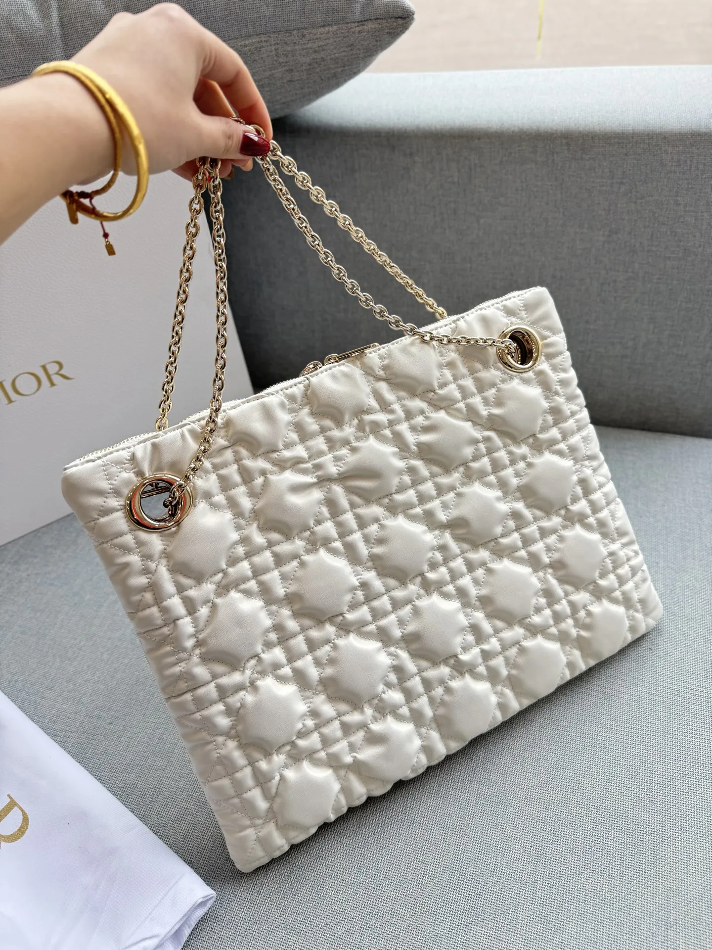 💰230 折叠盒 size:37×29 DIOR迪奥 26SS 托特包 手提包 经典