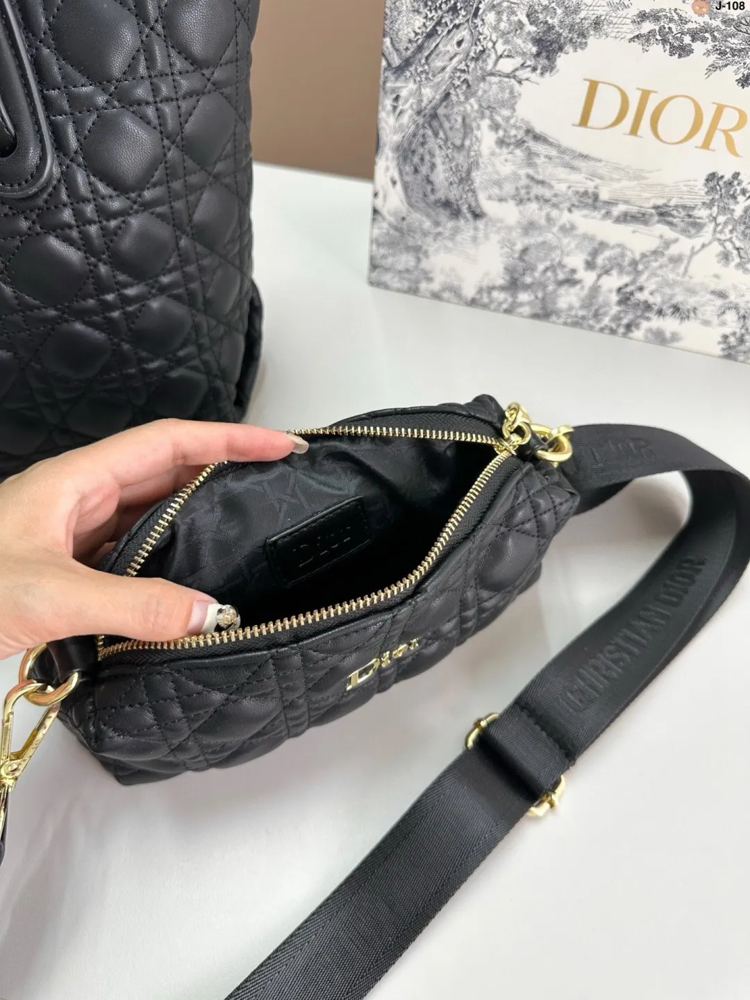 💰p135 J-108尺寸32×28 迪奥 Toujours购物袋 简直无法拒绝 超显气质 高级感十足 集美必入款