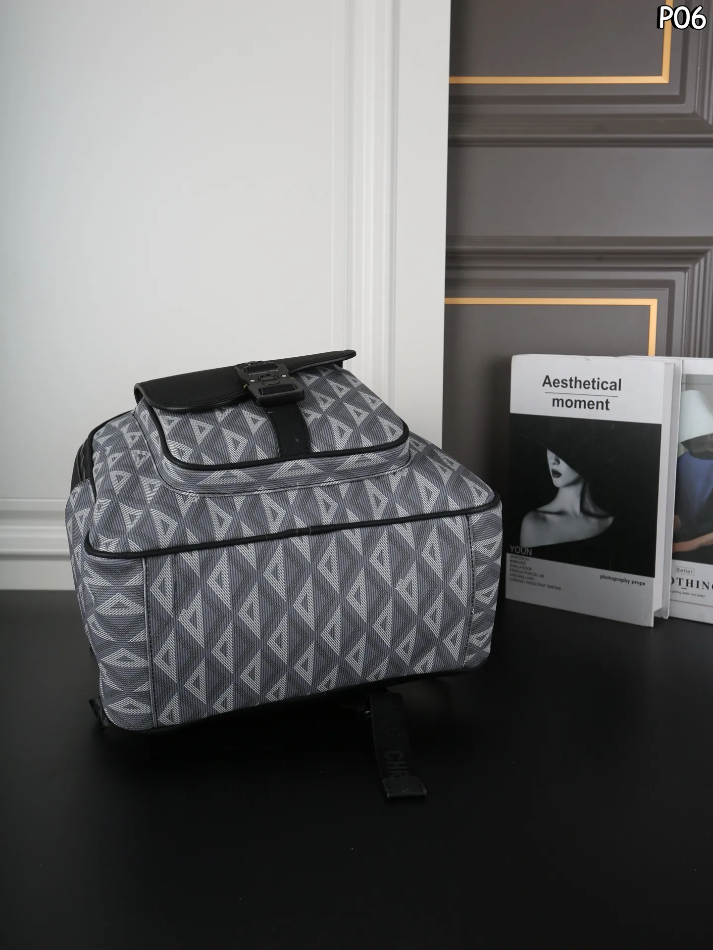 P180 DIOR迪奥 双肩包背包 可调节肩带拉链开合 Oblique 提花帆布拼粒面小牛皮 双肩包 男女通用背包 大容量书包 经典百搭 尺寸：30&times;41