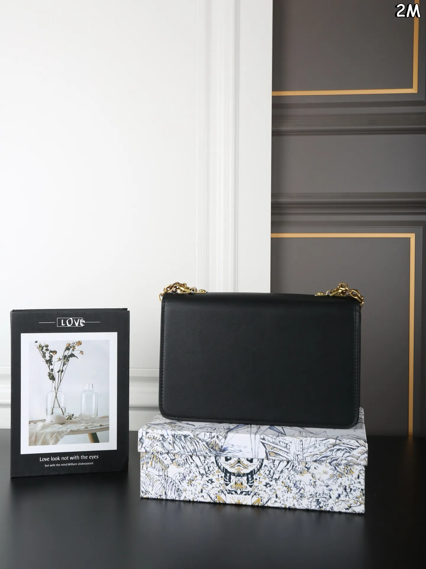 P115 天地盖 DIOR迪奥 Jadio 链条包 手包 蒙田包 Dior 还是辣么好看 Jadior还蛮好背的 链条也不勒肩膀 中性与lady的碰撞 一包两用Dior Jadio 尺寸:25×15