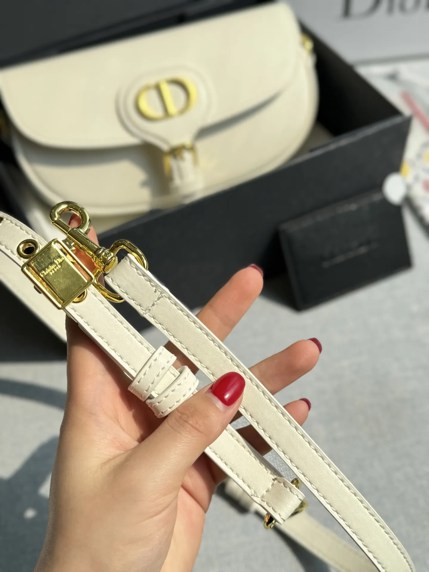 牛皮💰200 全套礼盒 size:20.5×11 DIOR迪奥 Bobby East-West 马鞍包 腋下包 新月包手提单肩斜挎包 小小一只,简洁复古半月包型老花设计,耐用耐脏,好看不过时🍃轻便时尚,受人喜爱是理所当然赶紧来拥有这款宝藏小包包