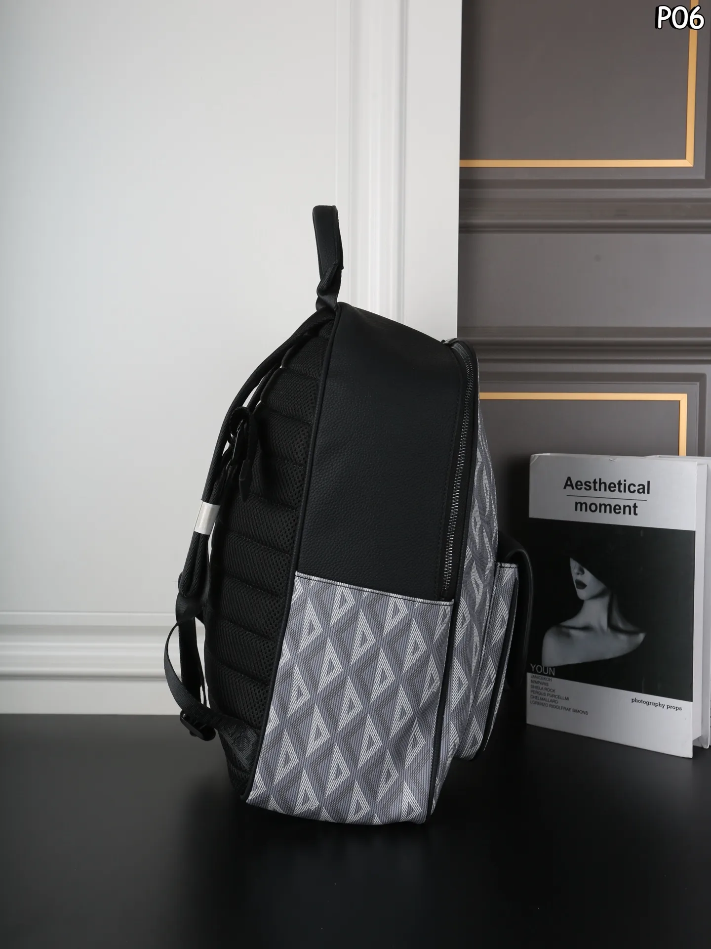 P180 DIOR迪奥 双肩包背包 可调节肩带拉链开合 Oblique 提花帆布拼粒面小牛皮 双肩包 男女通用背包 大容量书包 经典百搭 尺寸：30&times;41