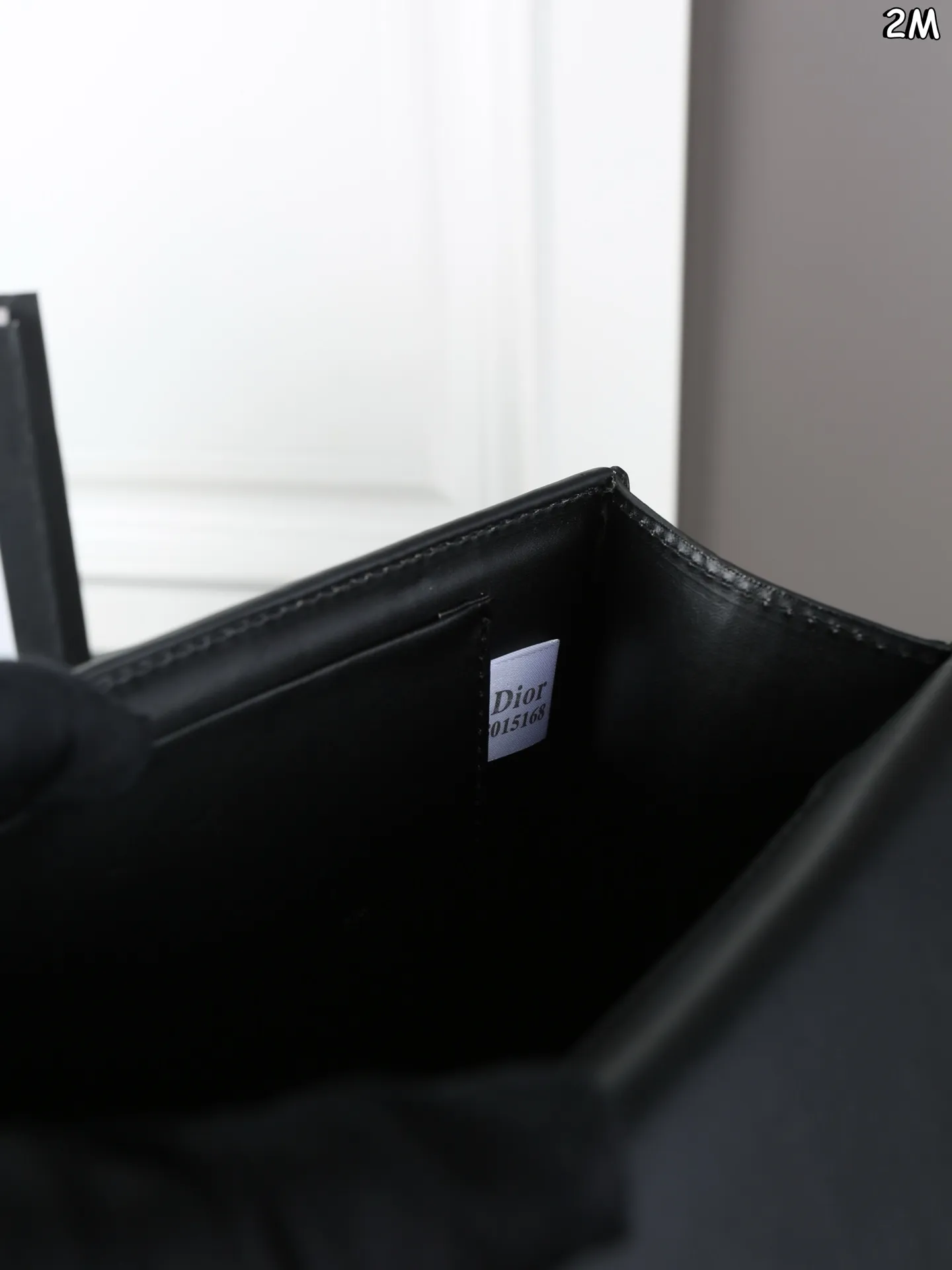 P115 天地盖 DIOR迪奥 Jadio 链条包 手包 蒙田包 Dior 还是辣么好看 Jadior还蛮好背的 链条也不勒肩膀 中性与lady的碰撞 一包两用Dior Jadio 尺寸：25&times;15