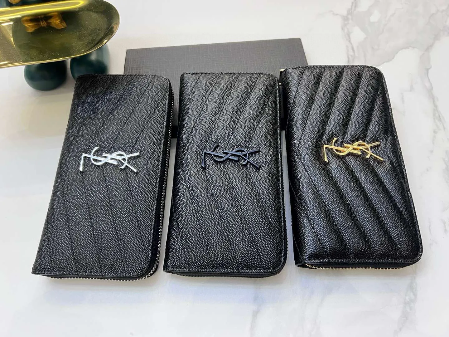 📢📢📢p95 5887 圣罗兰 专柜🔥爆款 女士钱包 两折款 💕里外鱼子酱牛皮 1:1原单品质 简单百搭 大容量 💕超级美哦 💥 19 10