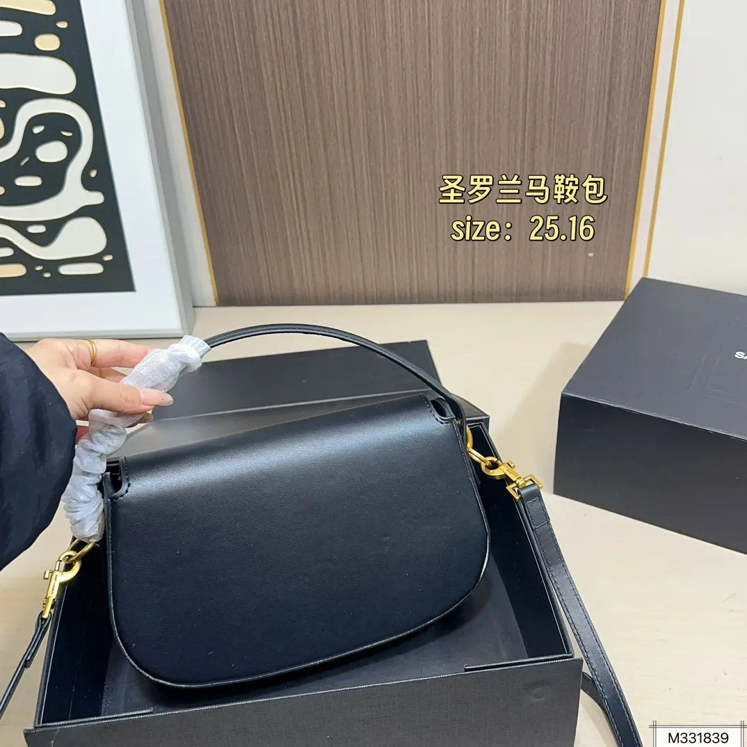 💰155 折叠盒 尺寸25.16 圣罗兰最新款马鞍包Voltaire 超chic的 尽显极致的圣罗兰ysl超级百搭哦!