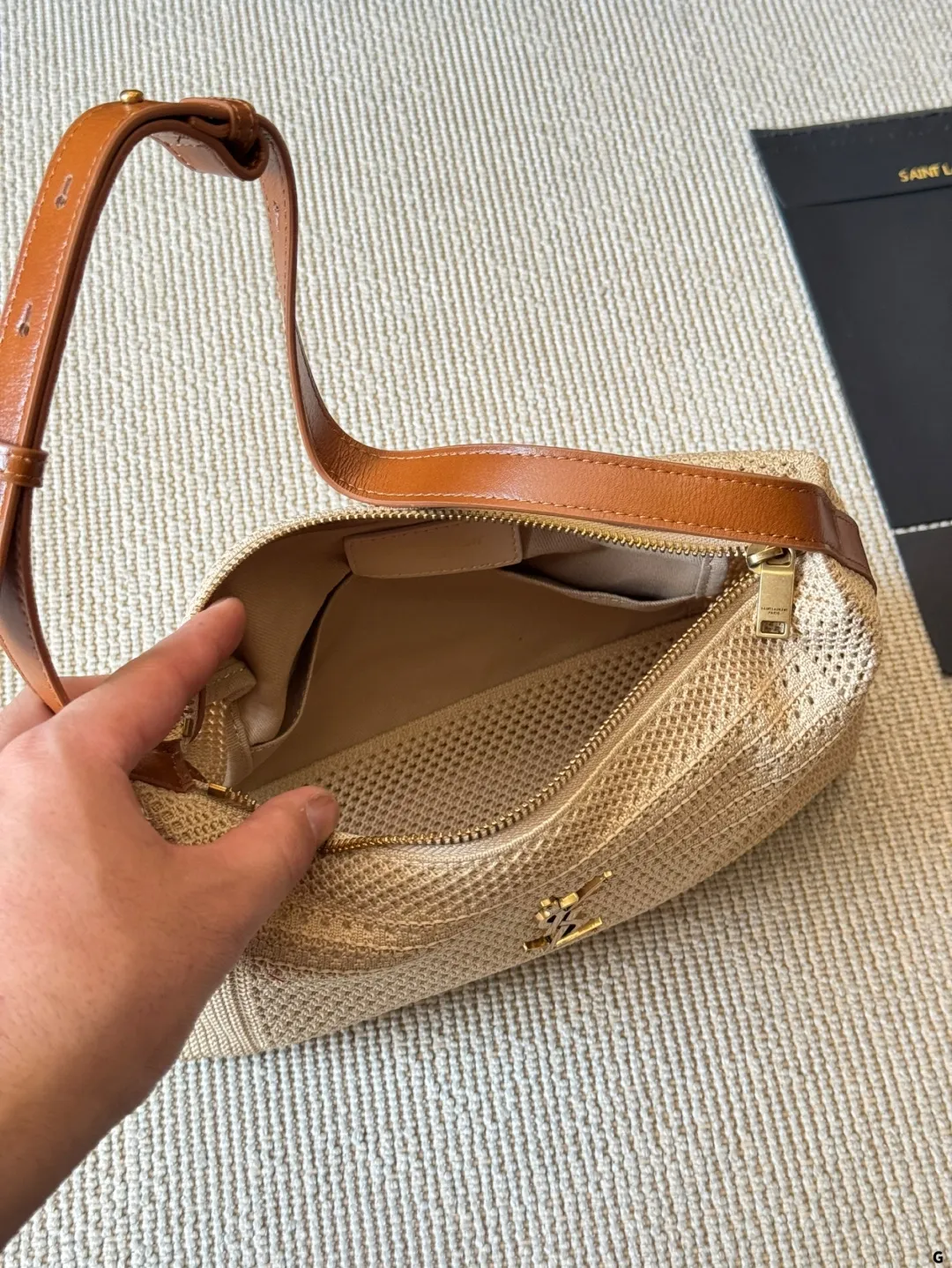 p205 YSL Oxalis拉菲草编织包 圣罗兰 YSL 草编托特包 夏天必备拉菲草单品 清清爽爽 简约时尚 通勤日常皆可的百搭神器 尺寸25 15cm